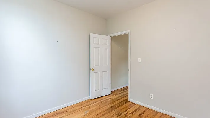 Rented by Nooklyn NYC LLC | media 12