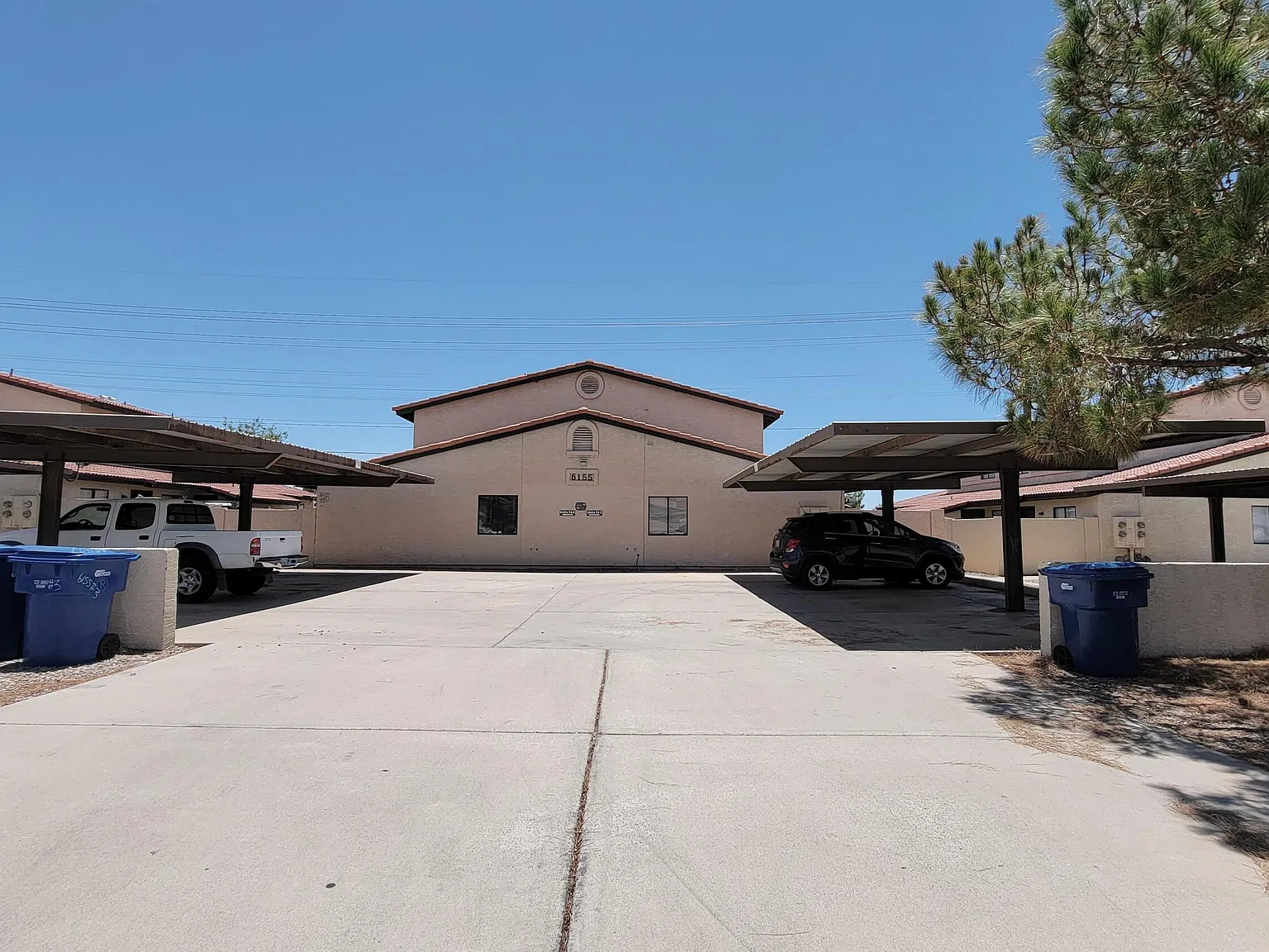 3 bed, 2.0 bath, 1100 sqft, $1,500 — Photo 2
