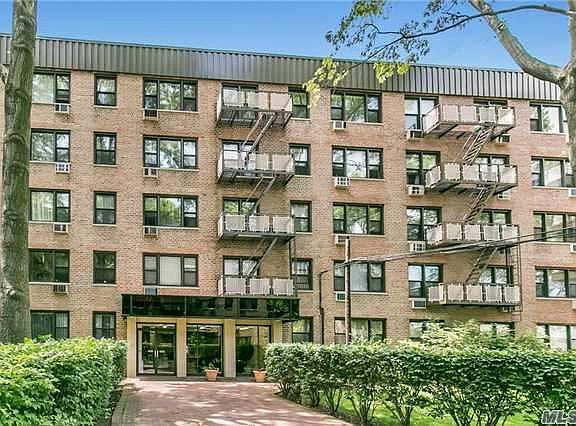 3rd image of 4 Birchwood Ct APT 4C