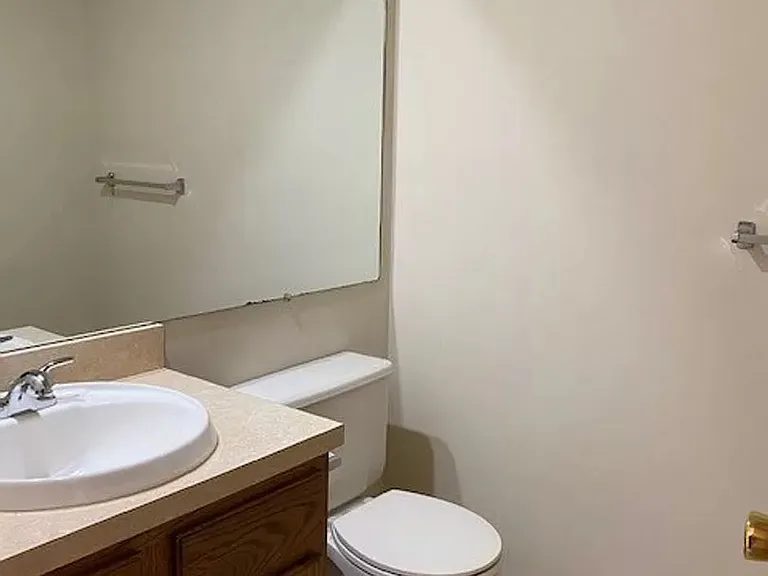 4709 Maple Ave — Photo 6