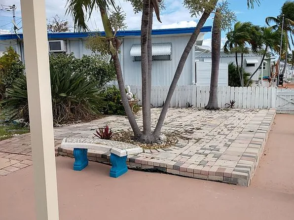 475 26th St, Marathon, FL 33050