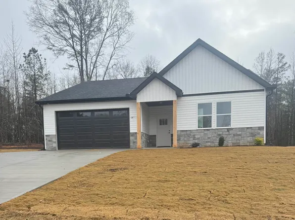 130 Simmons Rd, Woodruff, SC 29388