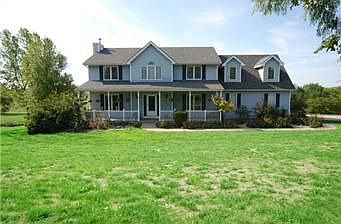 1st image of 18211 NE 81st Ln