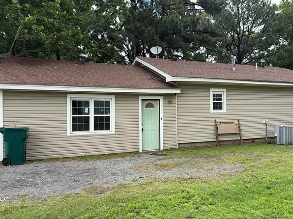 330 N Davis St, Manila, AR 72442