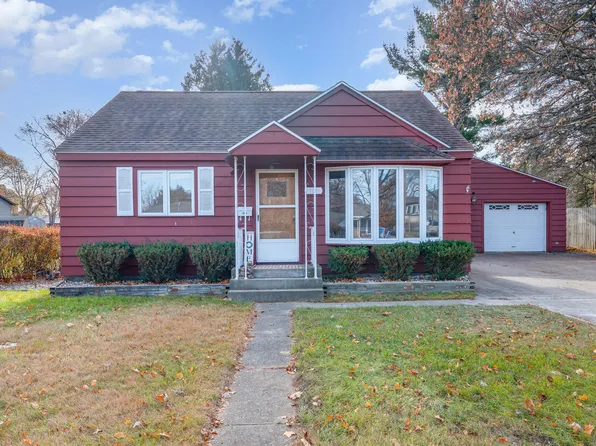 115 John R St, Clare, MI 48617