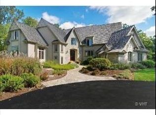 1402 Pearson Rd, Libertyville, IL 60048