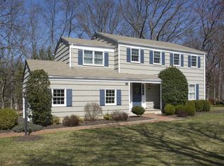 22 Florie Farm Rd, Mendham, NJ 07945