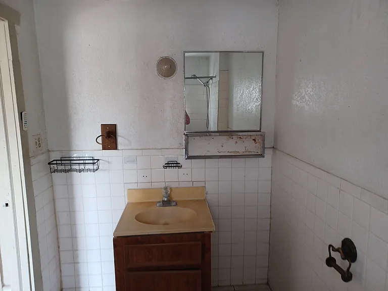510 Randolph Dr #5 — Photo 12
