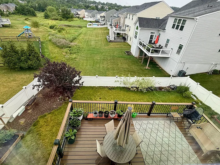 103 Worthington Dr — Photo 35