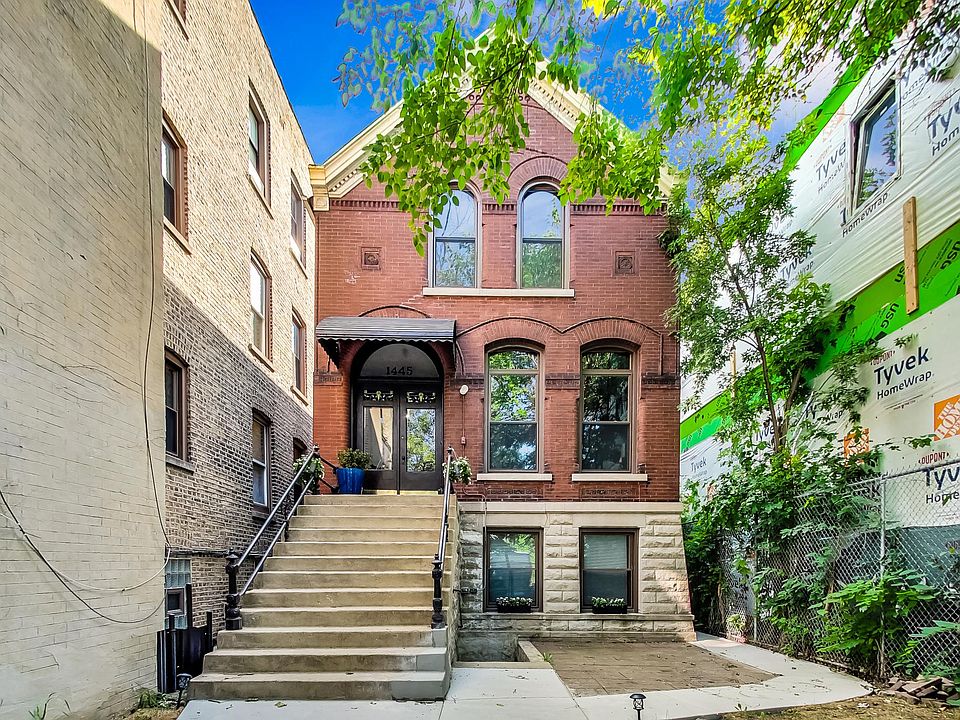 1st image of 1445 N California Ave #2