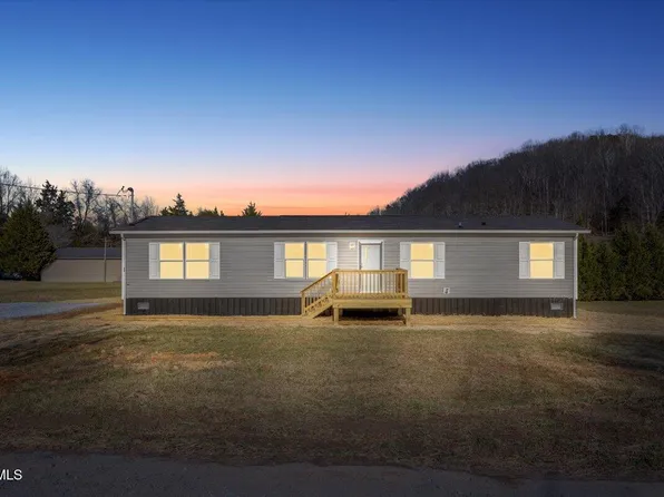112 Weaver Hollow Rd, Johnson City, TN 37601