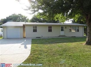 165 3rd St, Bee, NE 68314