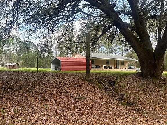 2nd image of 25511 Blackwell Rd