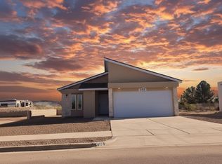 462 Sylvia Ct, El Paso, TX 79927