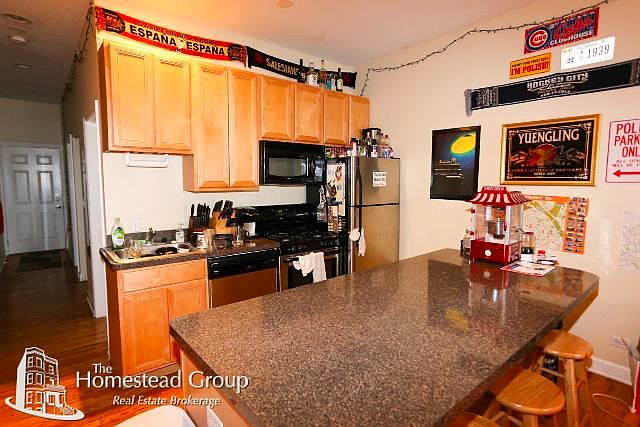 1st image of 2945 N Ashland Ave #2