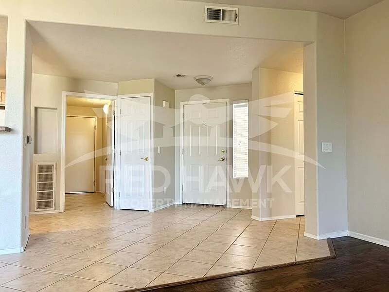 2 bed, 2.0 bath, 1252 sqft, $1,550 — Photo 4
