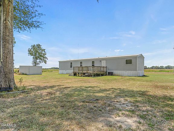 5th image of 327 Casanova Rd