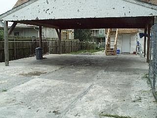 1st image of 209 Park Ave