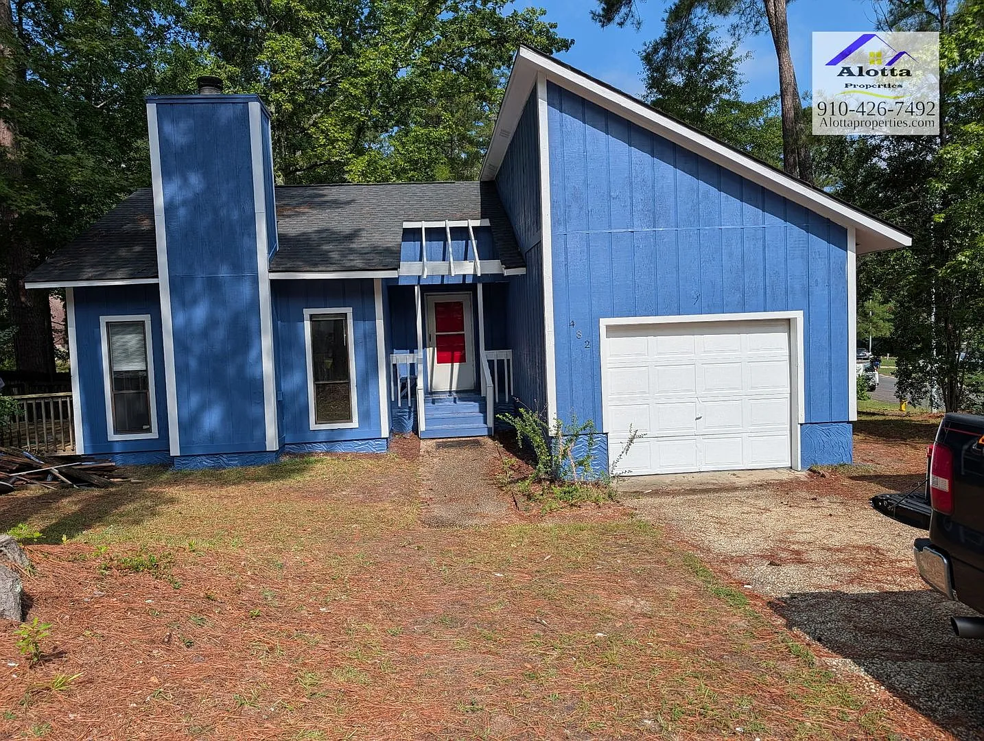 482 Corning Pl. — Photo 1