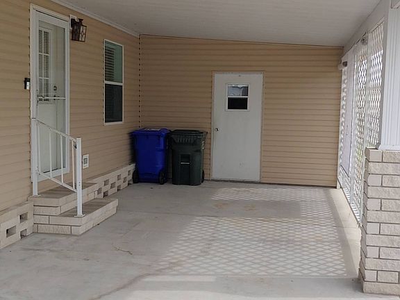 3rd image of 275 Bryan Ave