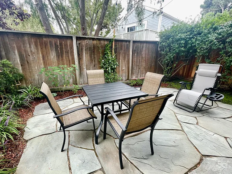 149 Oak Park Dr — Photo 23