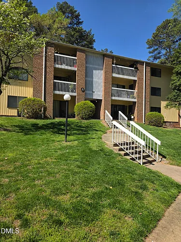 1114 Schaub Dr #I Photo 1