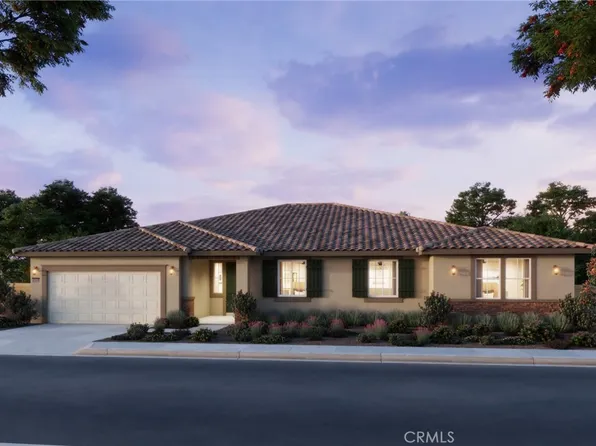 11689 Saddleback Dr, Redlands, CA 92373