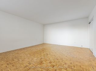 165 Cosburn Ave #209, Toronto, ON M4J 2L3