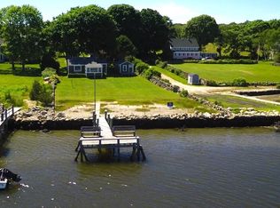 1782 Drift Rd, Westport, MA 02790