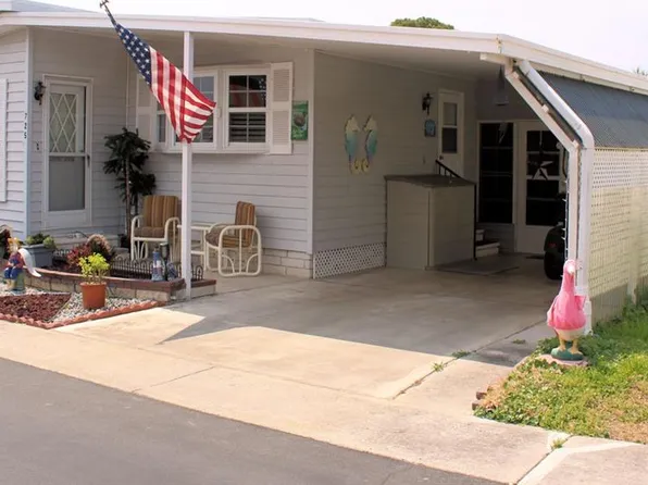 725 Sugar Palm St #725, Largo, FL 33778