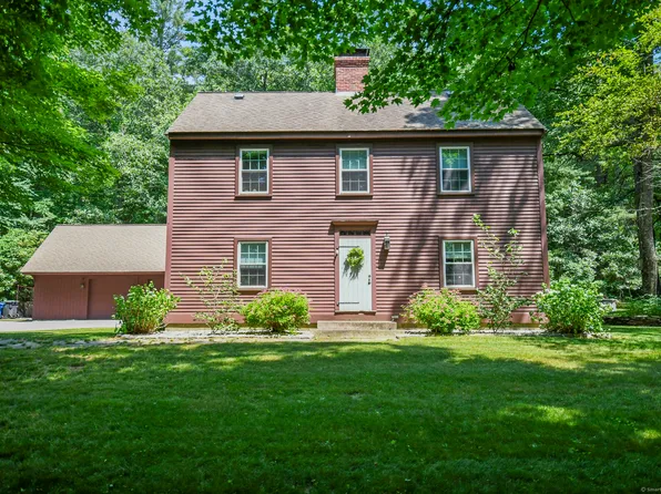 15 Paine District Road, Woodstock, CT 06281