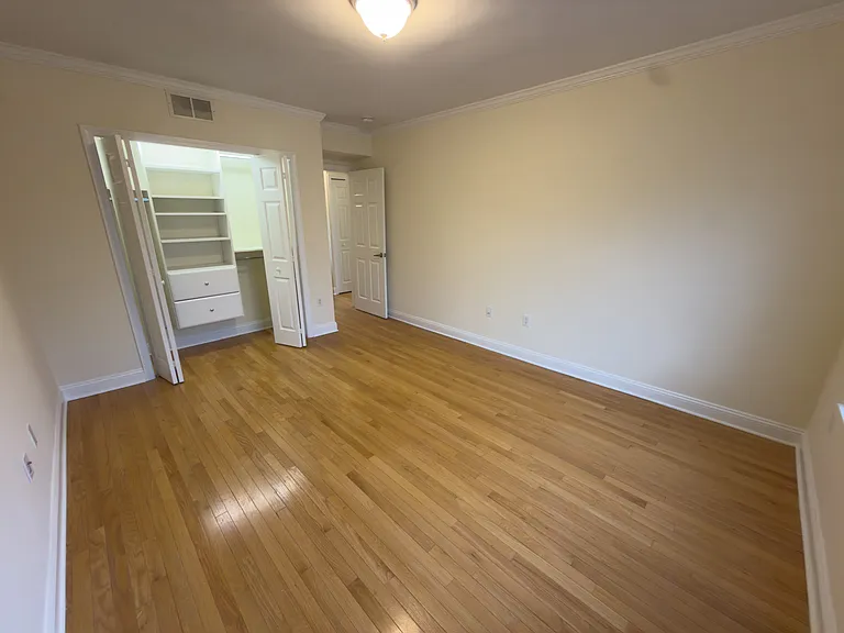 222 Sherman Rd — Photo 9