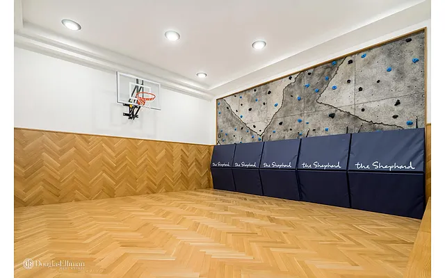 Sold by Douglas Elliman | media 14