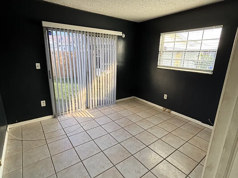 9761 W Fern Ln — Photo 7