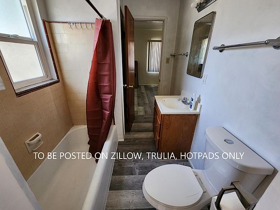 3rd image of 7052 N Conejo Dr