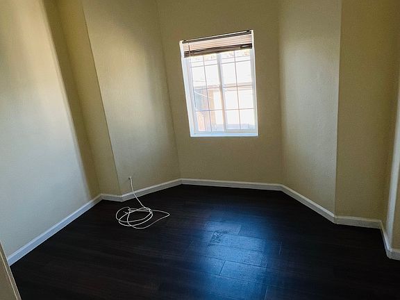 4th image of 2696 Havenscourt Blvd #4