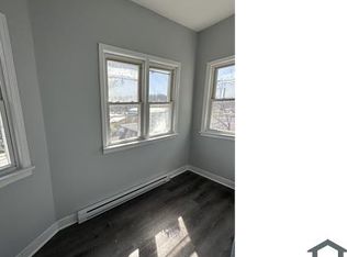 1 Oneida St APT 3, Yonkers, NY 10703