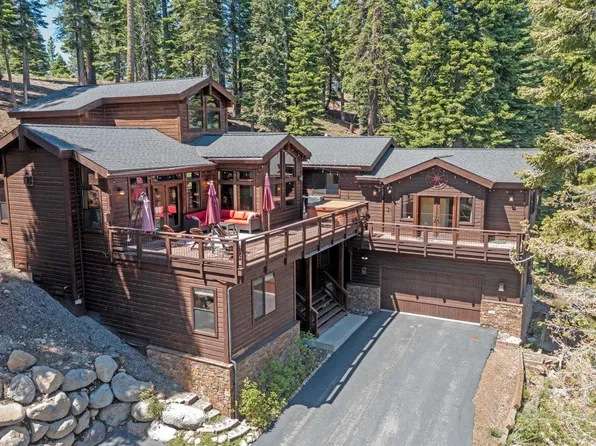 11298 Skislope Way, Truckee, CA 96161