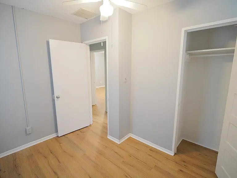 1308 Coleman St — Photo 17