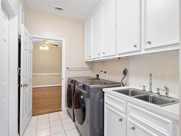 13811 Muirfield Village Dr — Photo 13