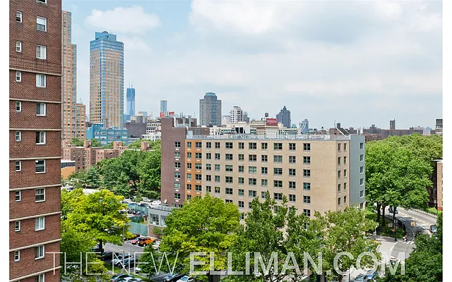 Sold by Douglas Elliman | media 15