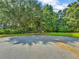 6 Peters Creek Ct, Simpsonville, SC 29681