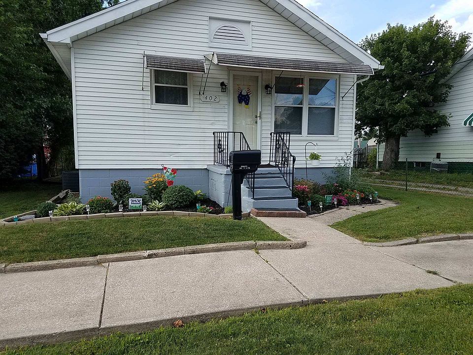 1st image of 402 W 13th St