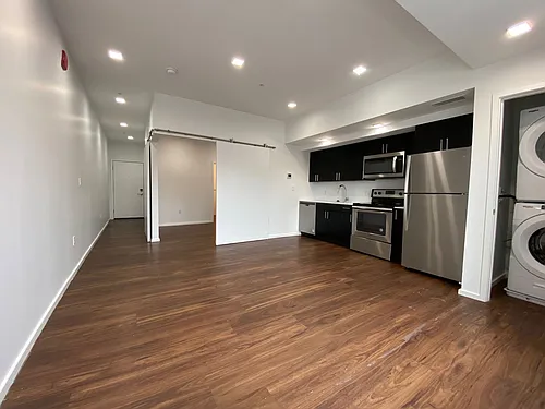 Floor plan 611