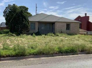 601 SW 2nd St, Seminole, TX 79360