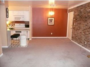 940 Margarite Dr APT A, Pittsburgh, PA 15216