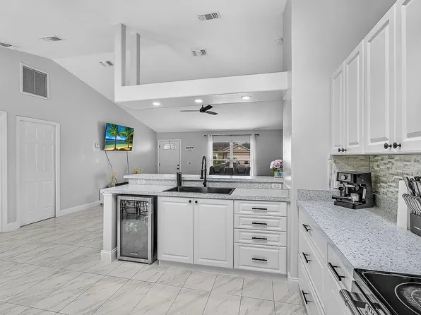 9155 103rd Court, Vero Beach, FL 32967