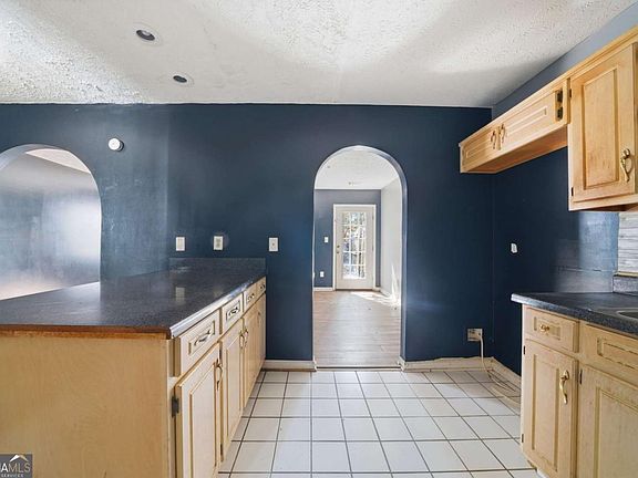 5th image of 3785 Soapstone Rd