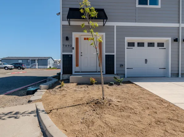 7892 28th St, White City, OR 97503