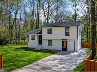762 Maple Dr, Riverdale, GA 30274